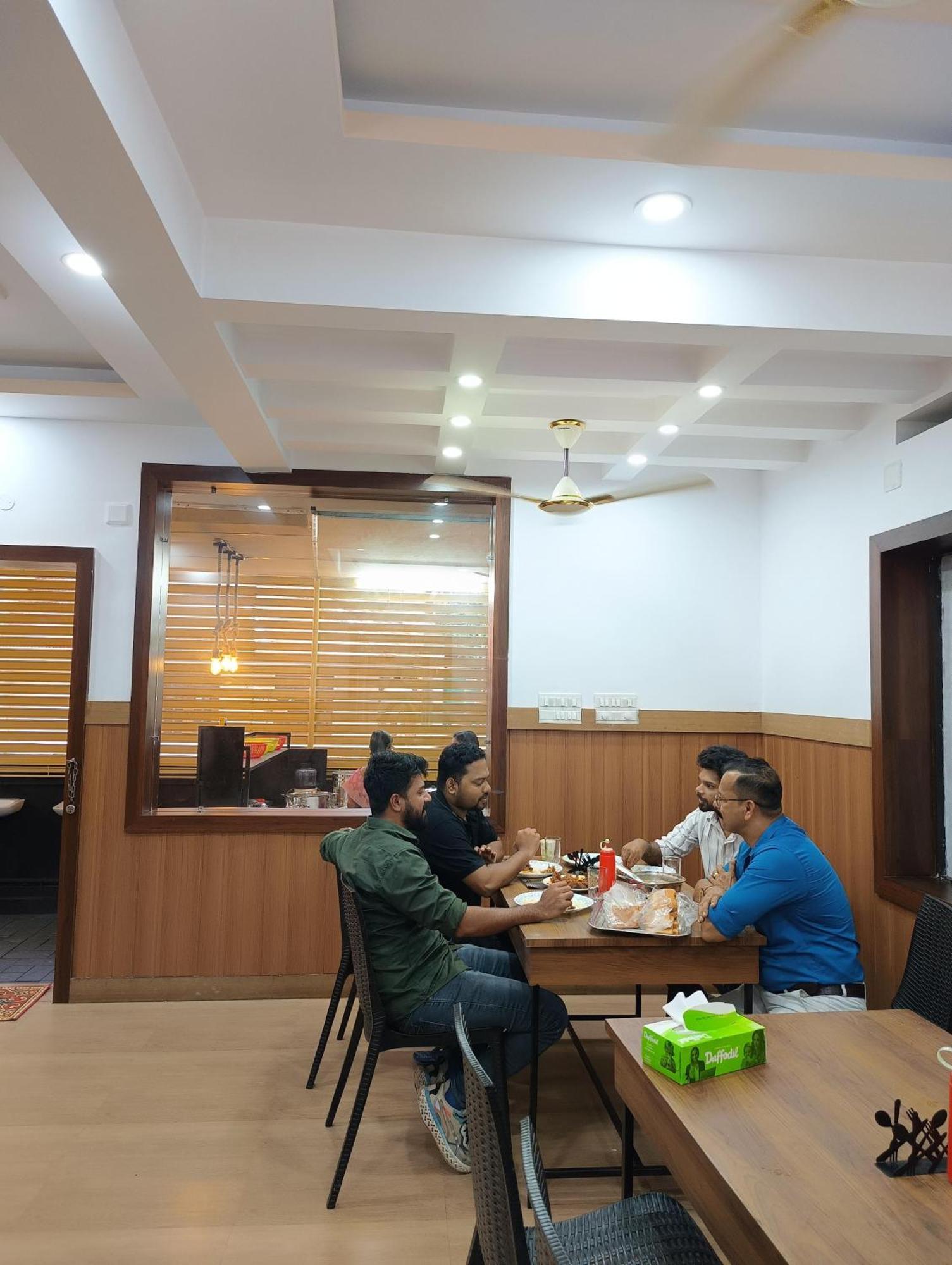 Blue Bell Cochin Airport Hotel Nedumbassery Dış mekan fotoğraf