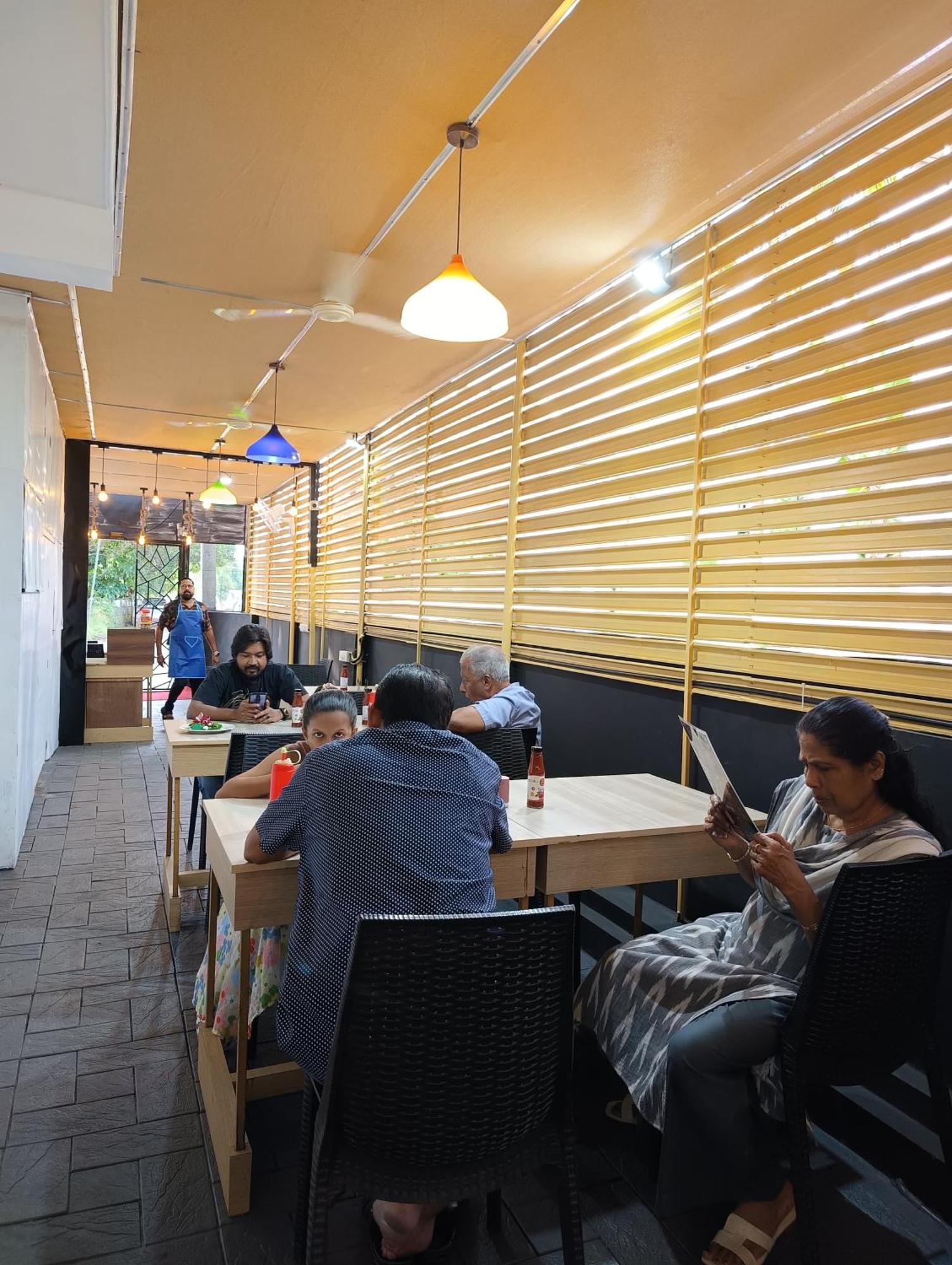 Blue Bell Cochin Airport Hotel Nedumbassery Dış mekan fotoğraf