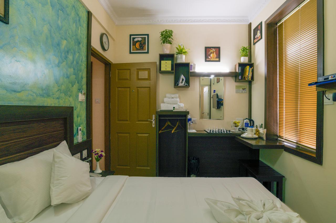 Blue Bell Cochin Airport Hotel Nedumbassery Dış mekan fotoğraf