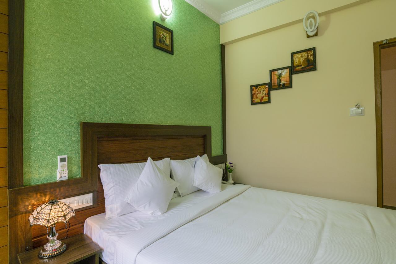 Blue Bell Cochin Airport Hotel Nedumbassery Dış mekan fotoğraf
