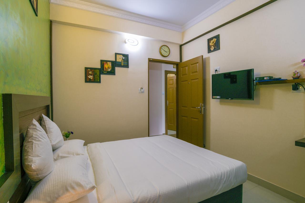 Blue Bell Cochin Airport Hotel Nedumbassery Dış mekan fotoğraf