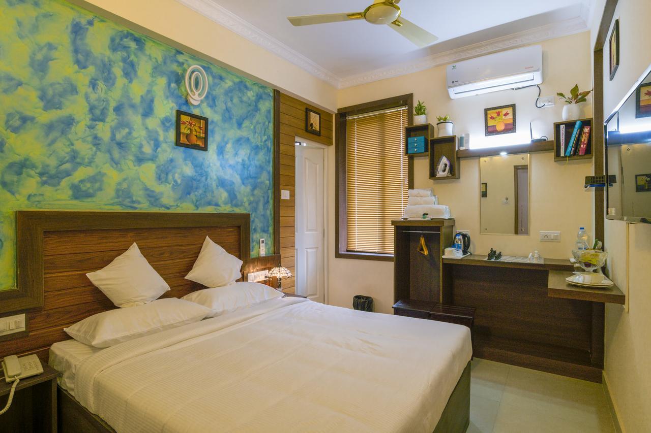 Blue Bell Cochin Airport Hotel Nedumbassery Dış mekan fotoğraf