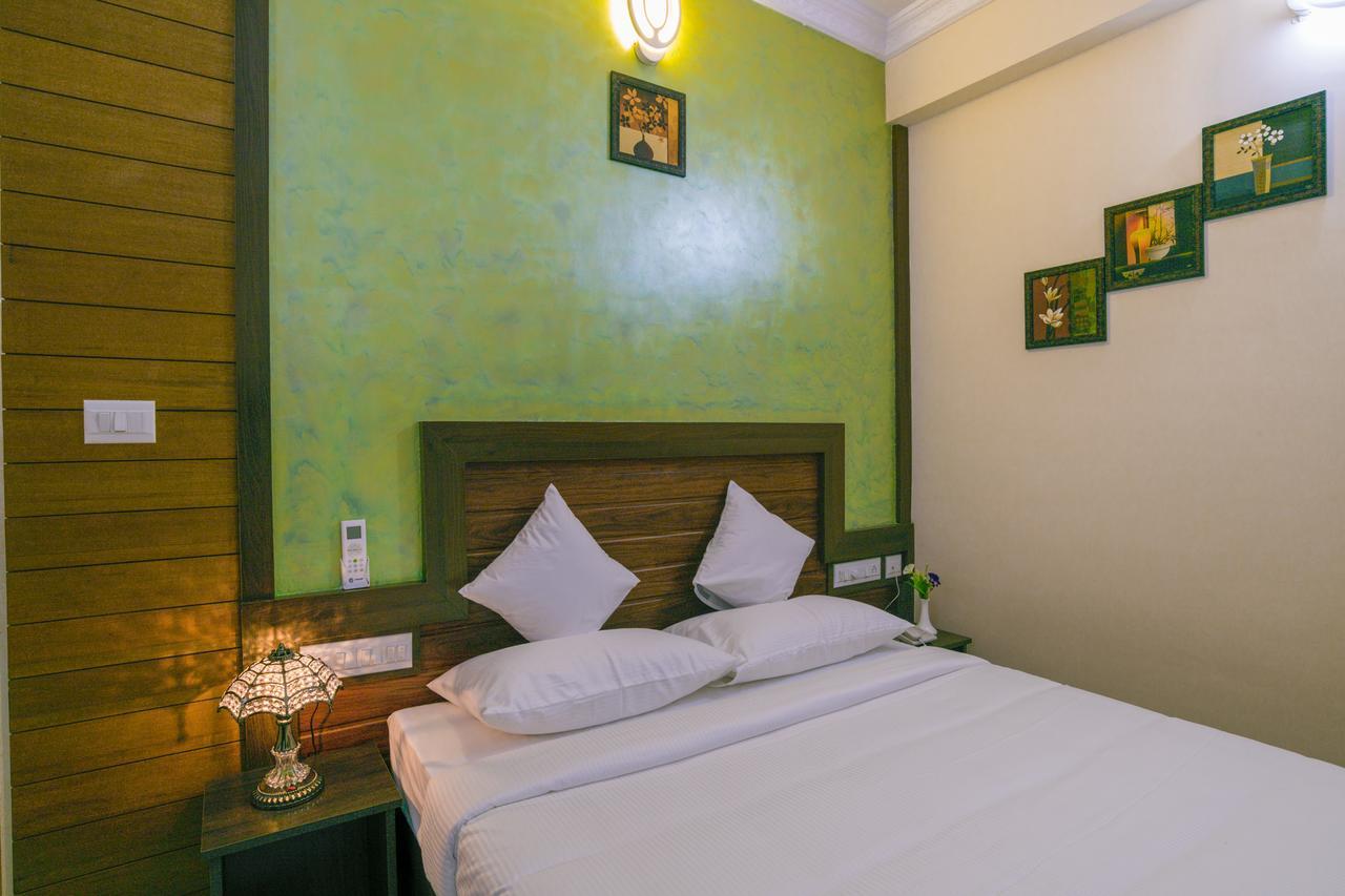 Blue Bell Cochin Airport Hotel Nedumbassery Dış mekan fotoğraf
