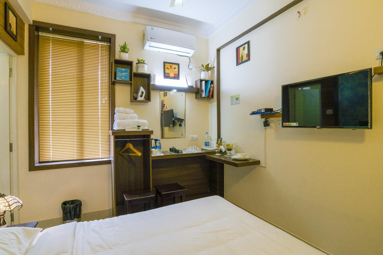 Blue Bell Cochin Airport Hotel Nedumbassery Dış mekan fotoğraf